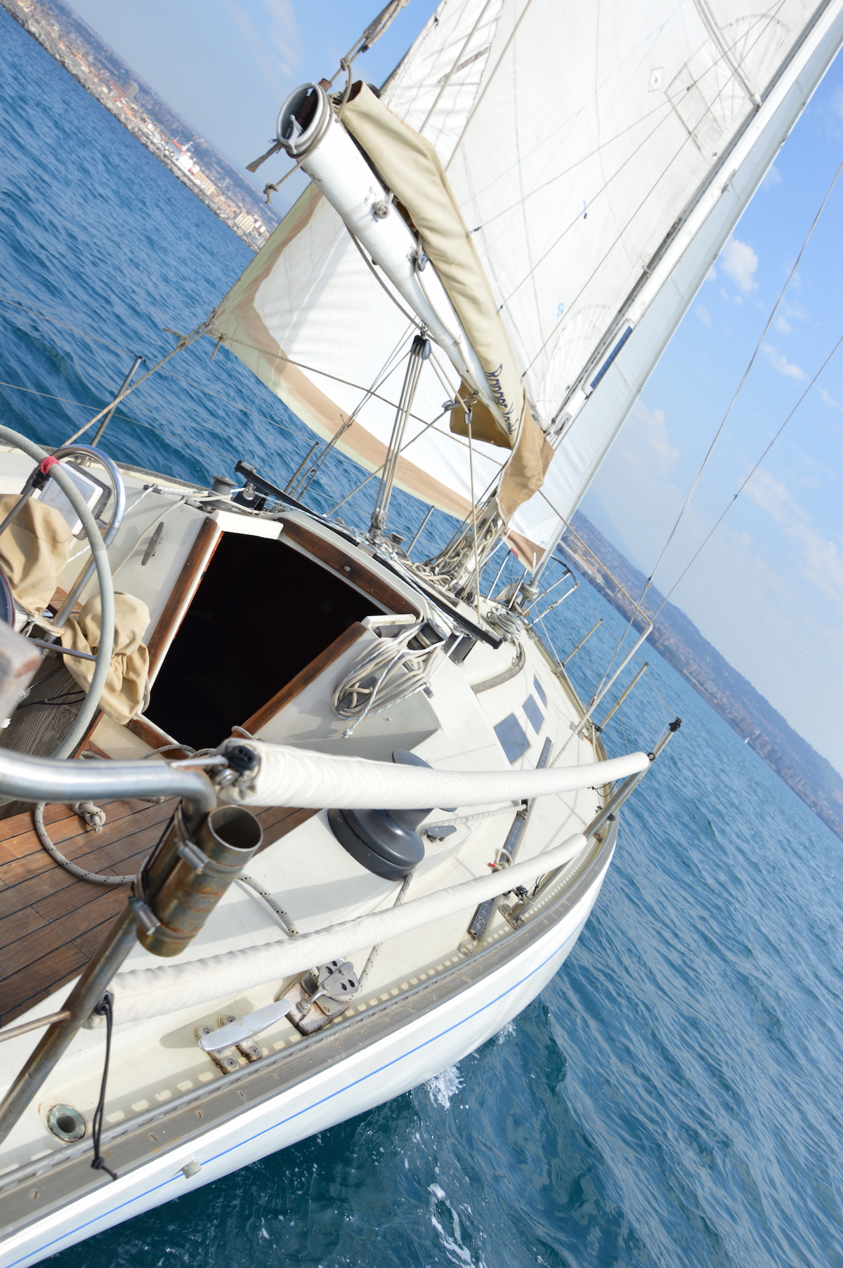 Sailing tour Sicily
