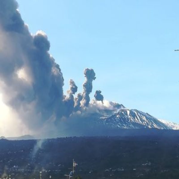 eruzione laterale etna02