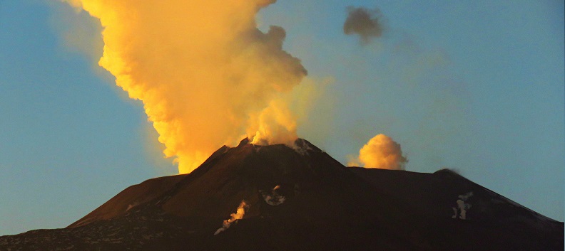 etna voragine eruption