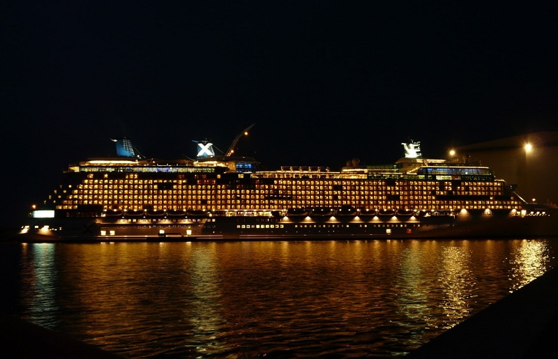 cruise ship
