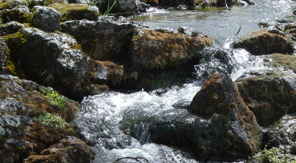 40 hours water stream