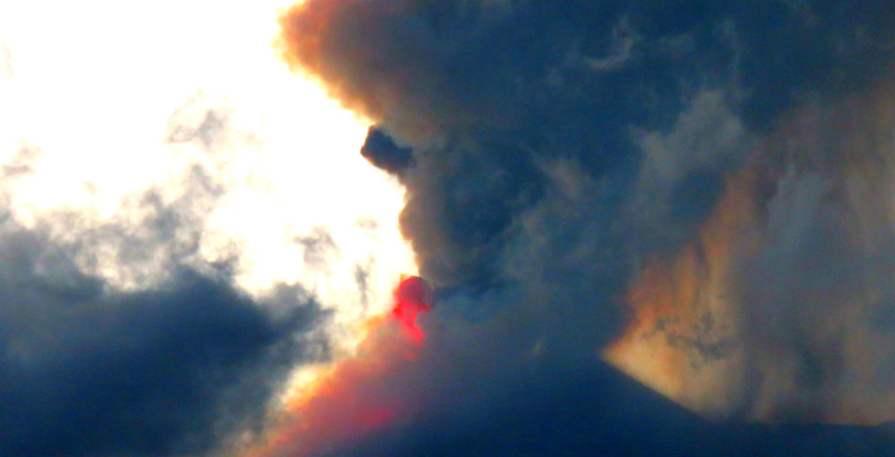 clouds eruption 1